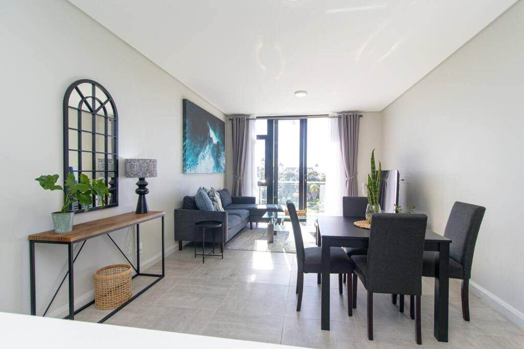 Bella Mare 13 On Boardwalk * Port Elizabeth